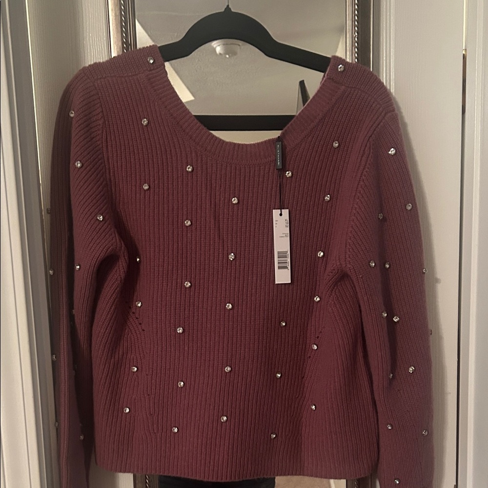 Embellished pink Sweater has diamonds it’s beautiful 🤩